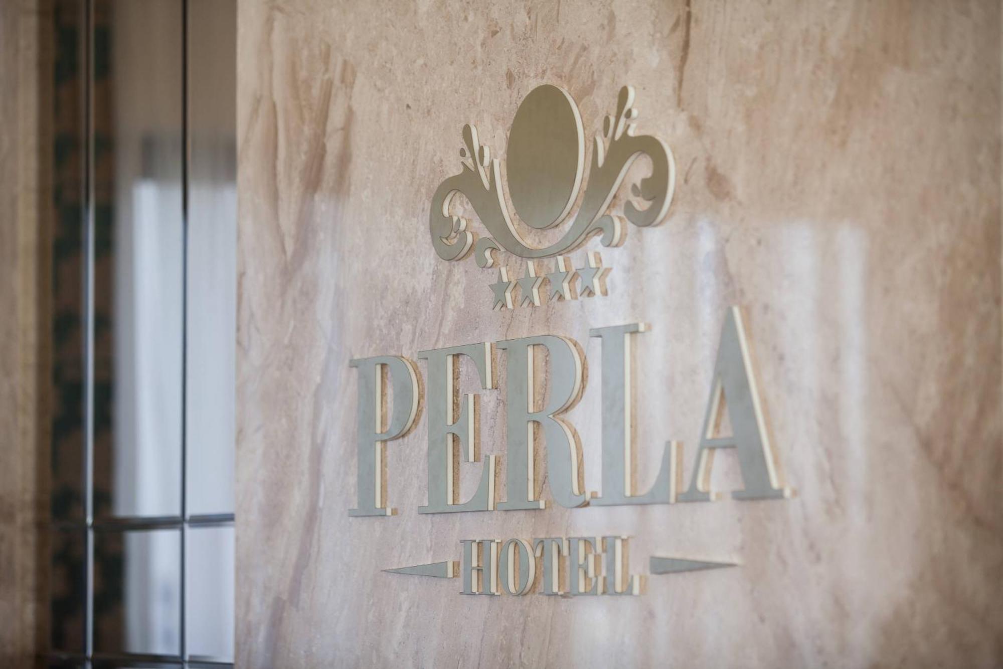 Hotel Perla Рогозниця Екстер'єр фото