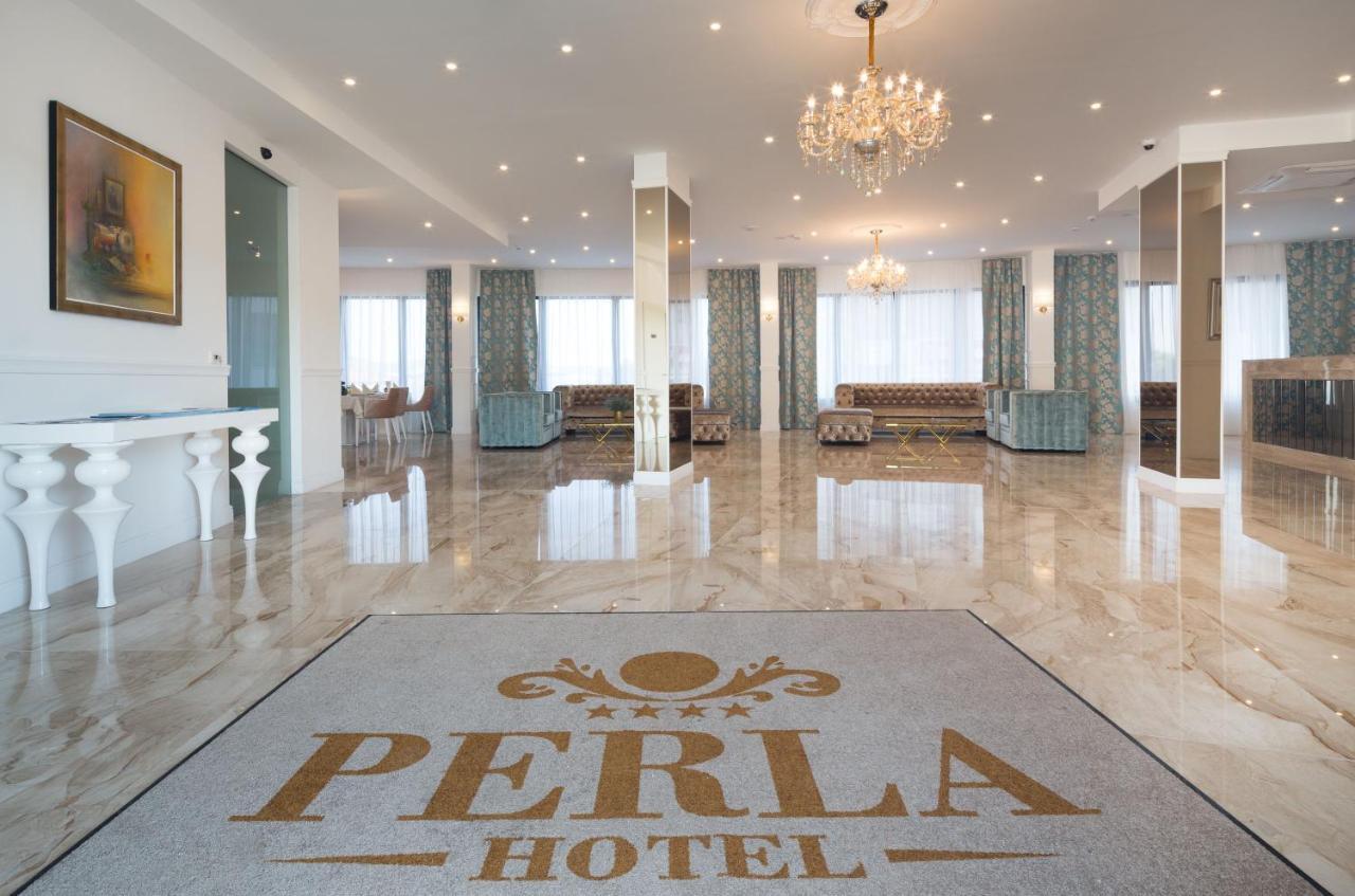 Hotel Perla Рогозниця Екстер'єр фото
